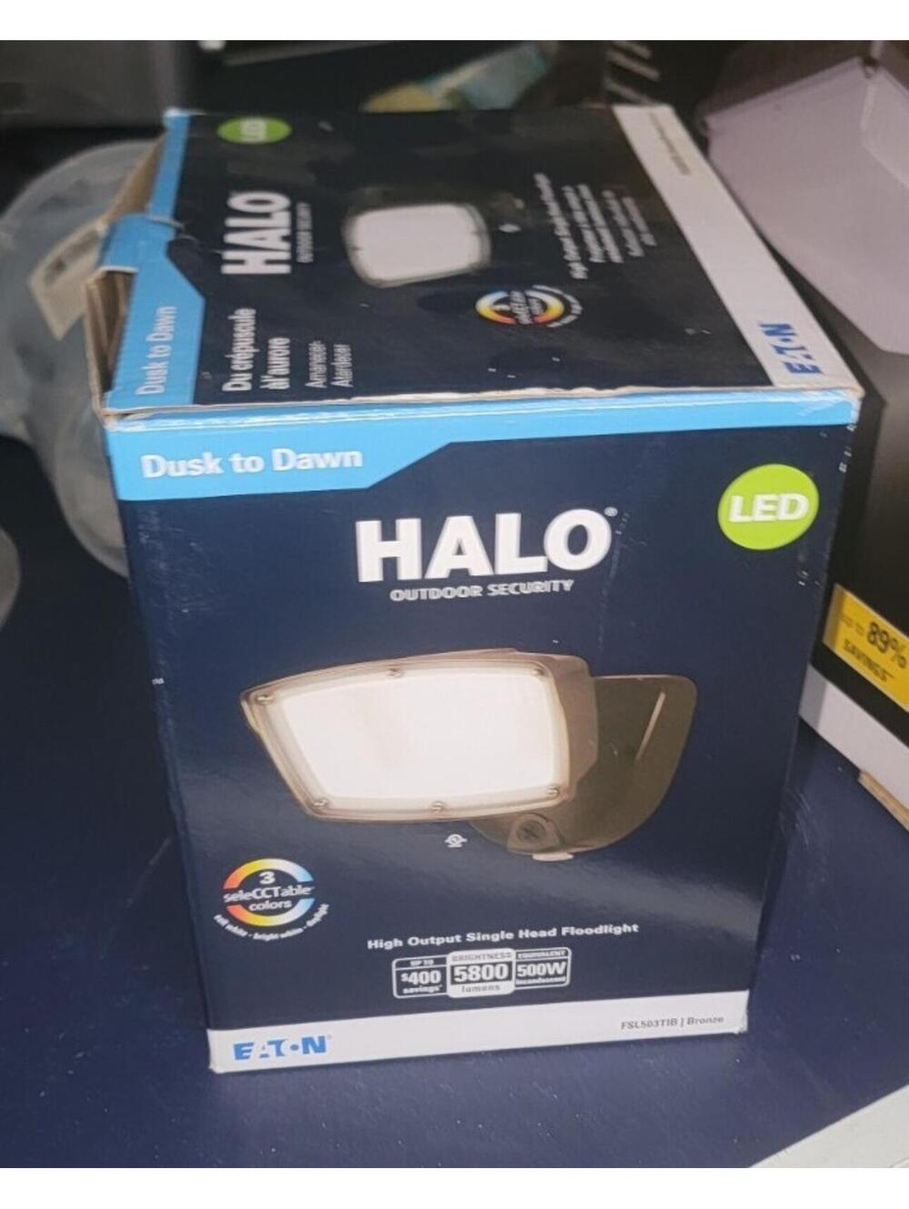 New Halo White Outdoor LED Flood Light Square Single Head Dusk to Dawn 50w 5000k